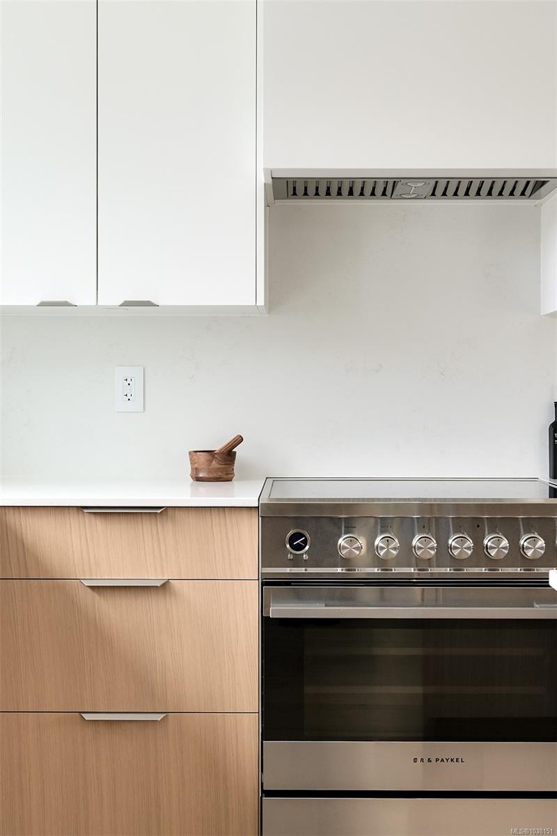 1-2268 Bowker Ave Unit: #1