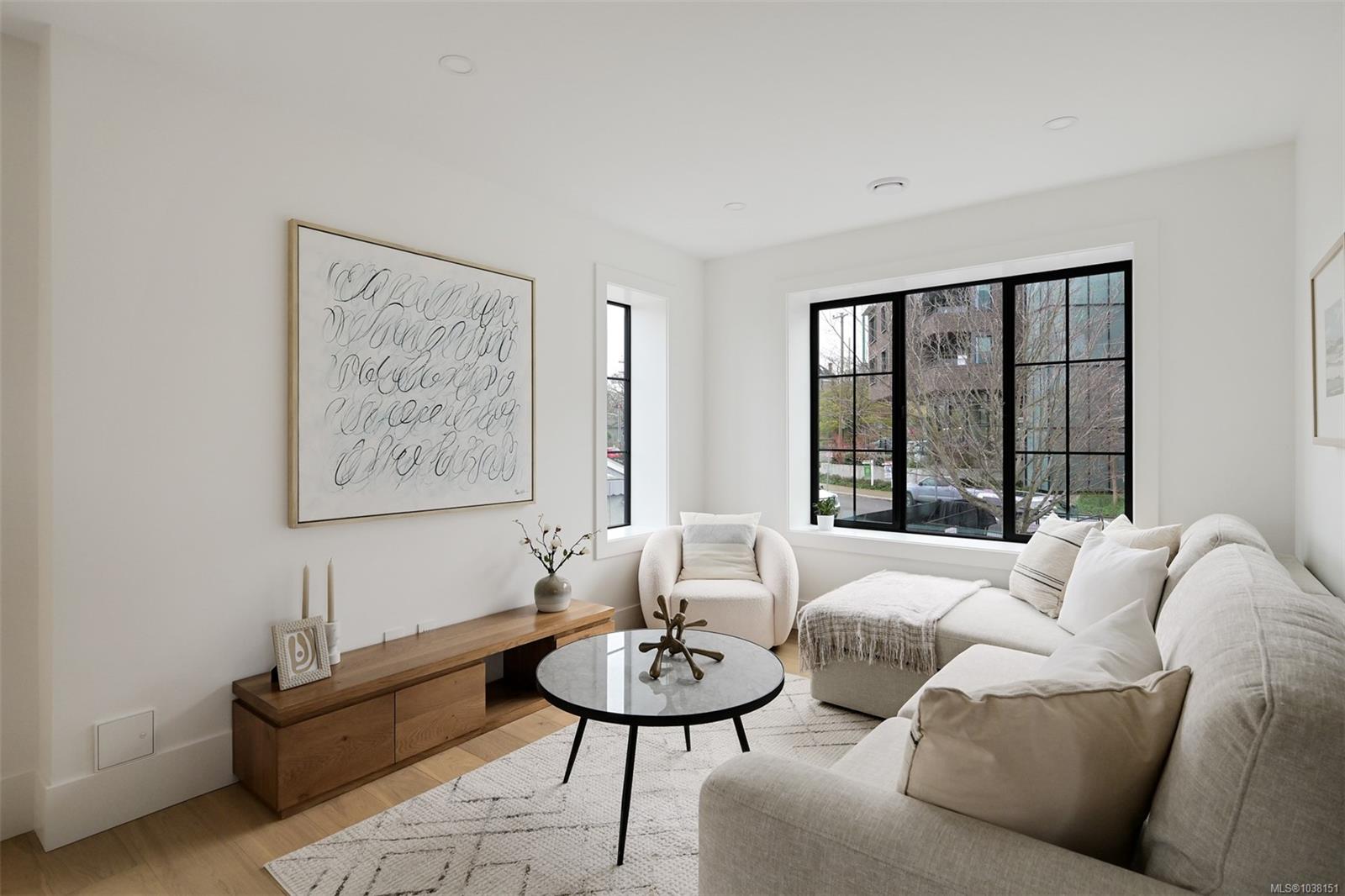 1-2268 Bowker Ave Unit: #1