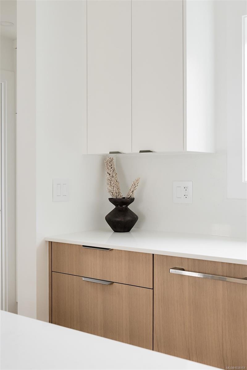 1-2268 Bowker Ave Unit: #1