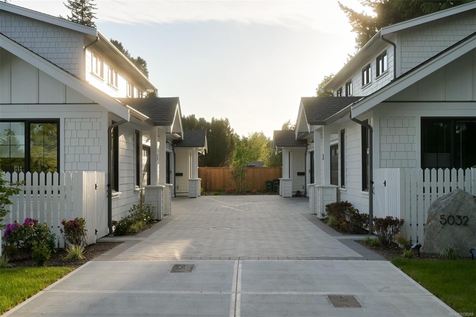 1-5032 Wesley Rd Unit: #1