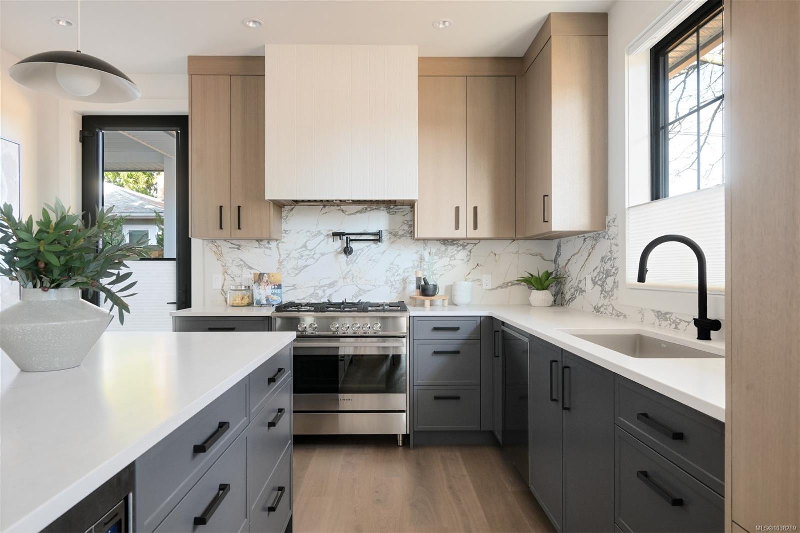 3-5032 Wesley Rd Unit: #3