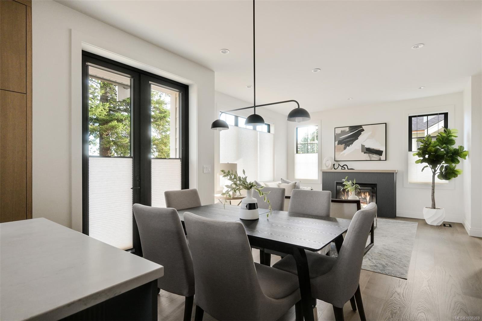 3-5032 Wesley Rd Unit: #3