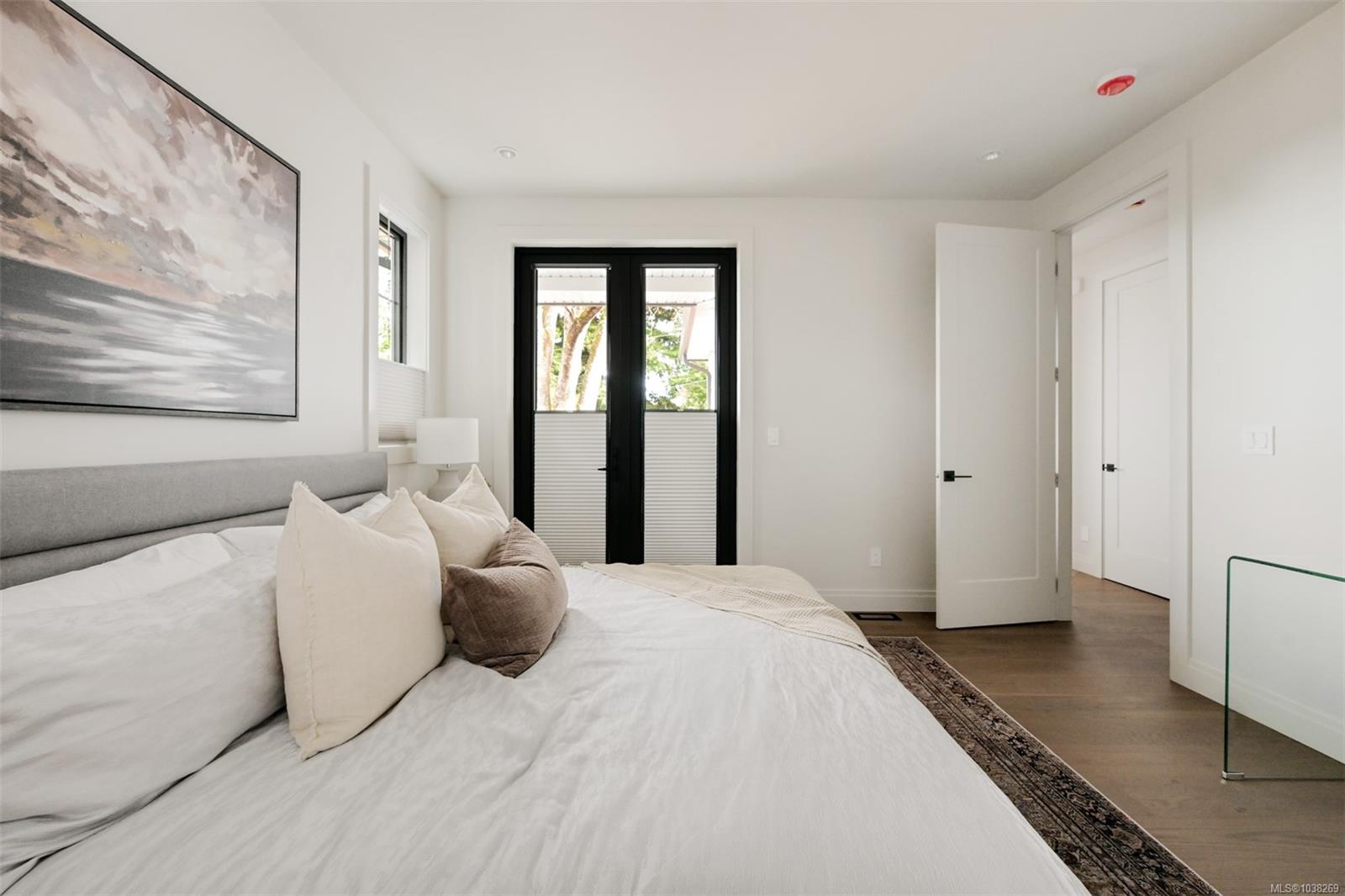 3-5032 Wesley Rd Unit: #3