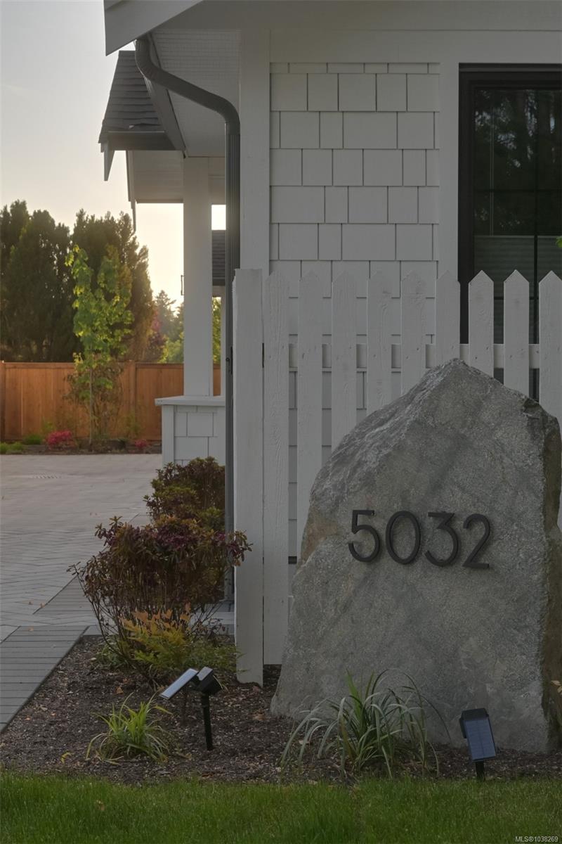 3-5032 Wesley Rd Unit: #3