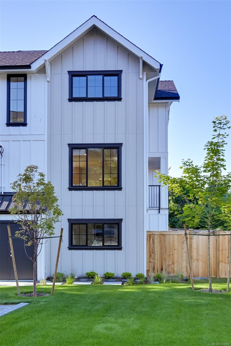 3-2268 Bowker Ave Unit: #3