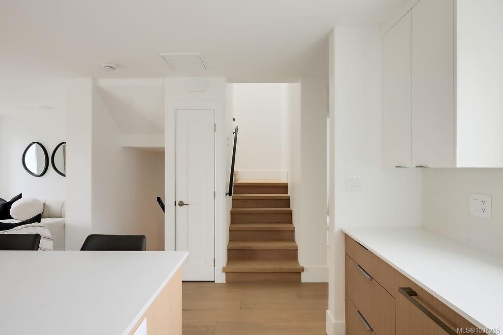 3-2268 Bowker Ave Unit: #3