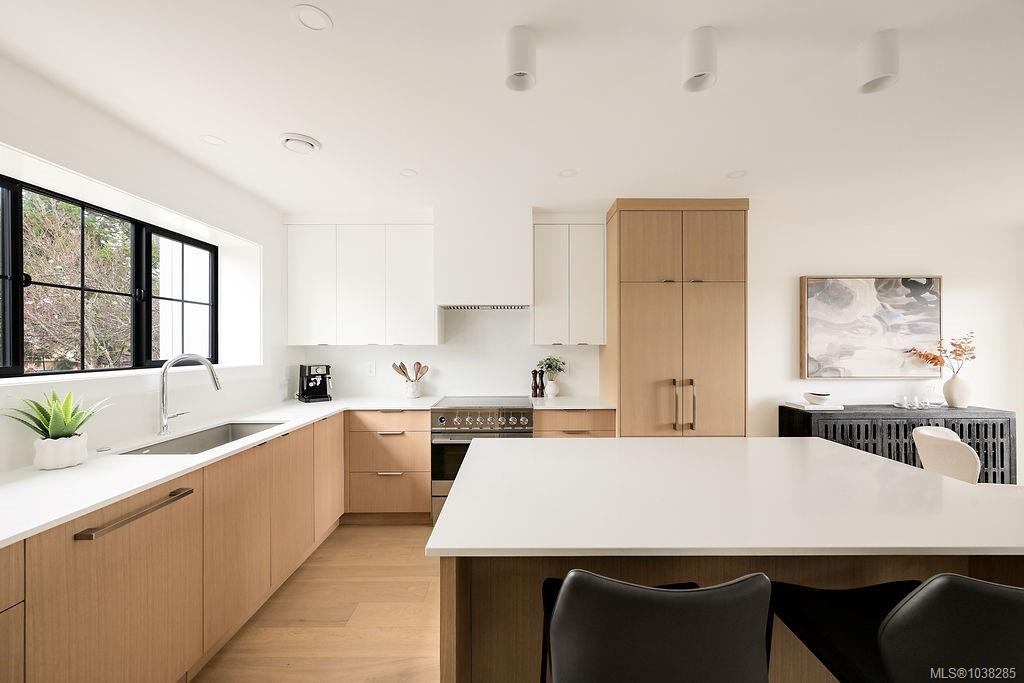 3-2268 Bowker Ave Unit: #3