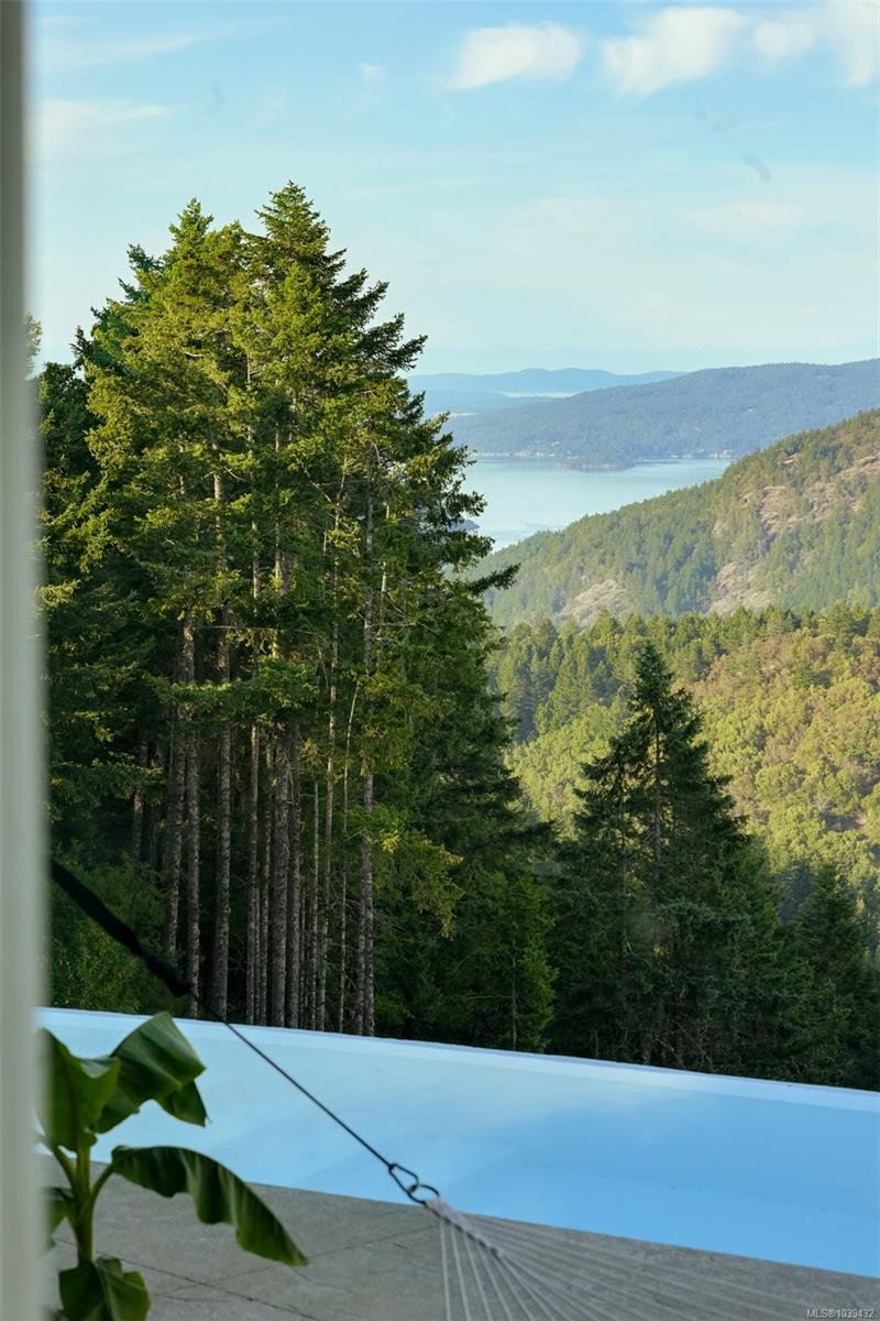 3979 Goldstream Heights Dr