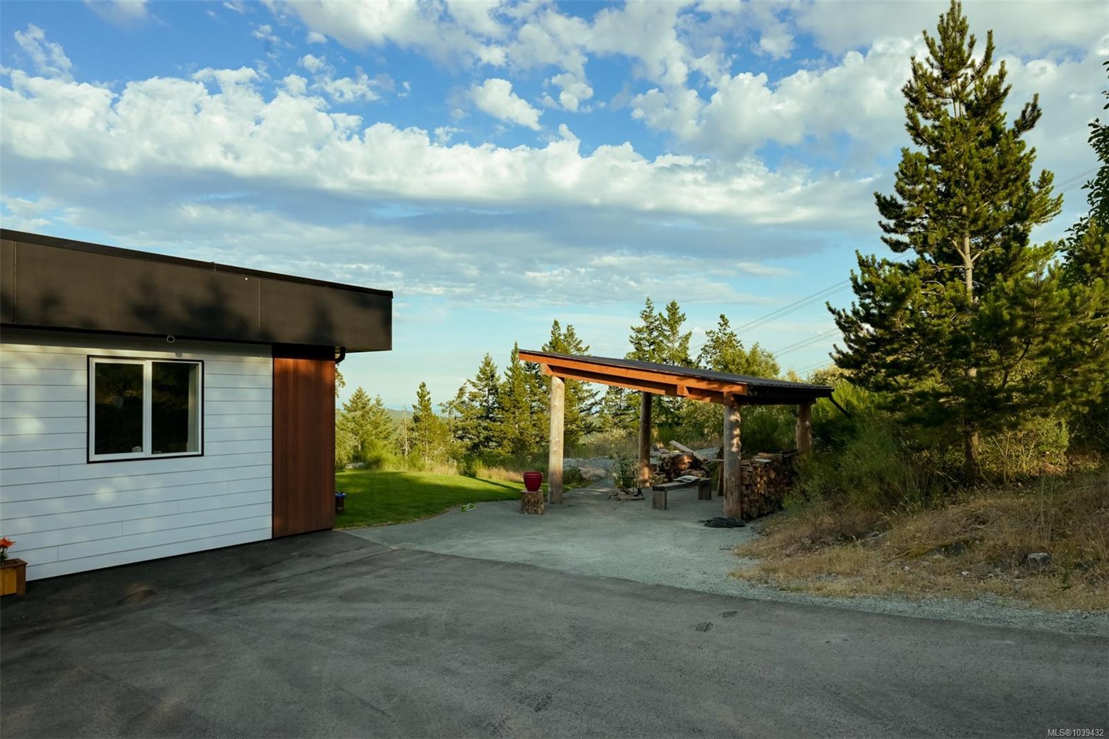 3979 Goldstream Heights Dr