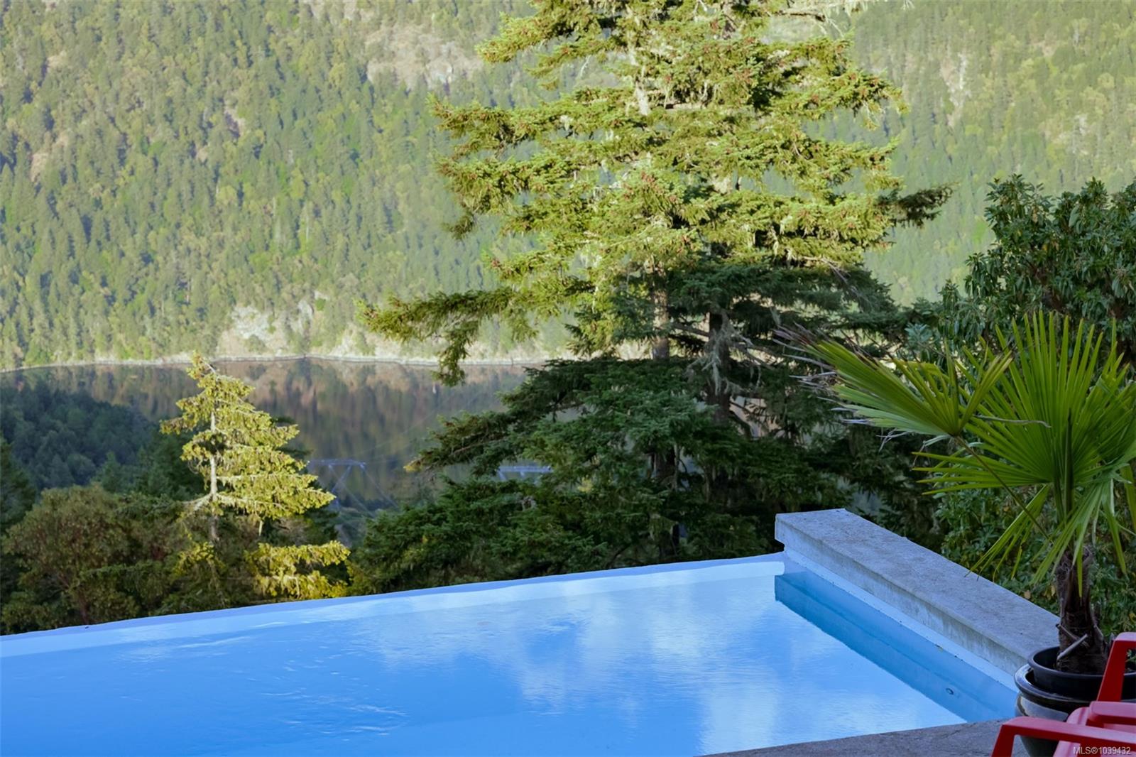 3979 Goldstream Heights Dr