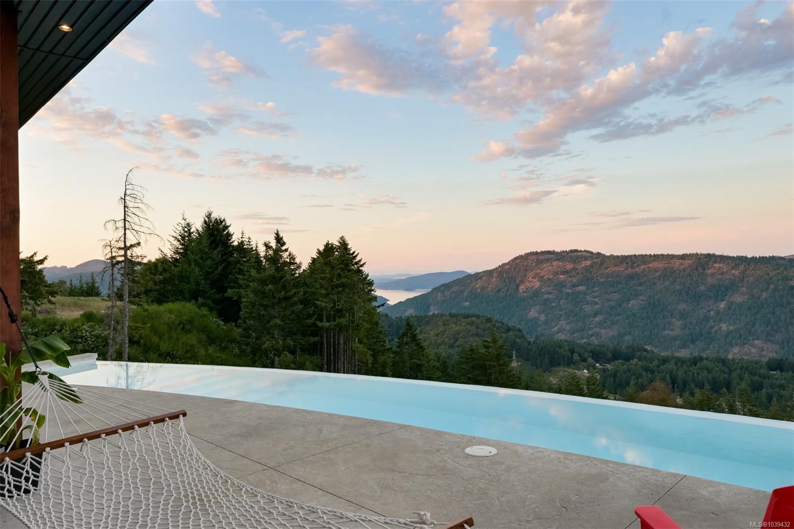3979 Goldstream Heights Dr