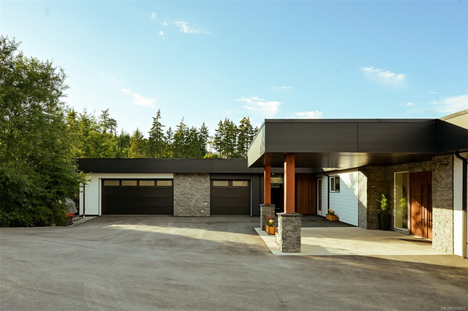 3979 Goldstream Heights Dr