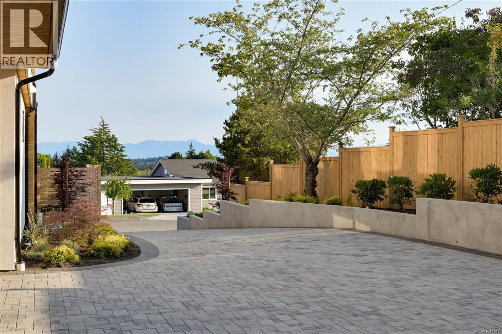 1 3080 Oakdowne Rd