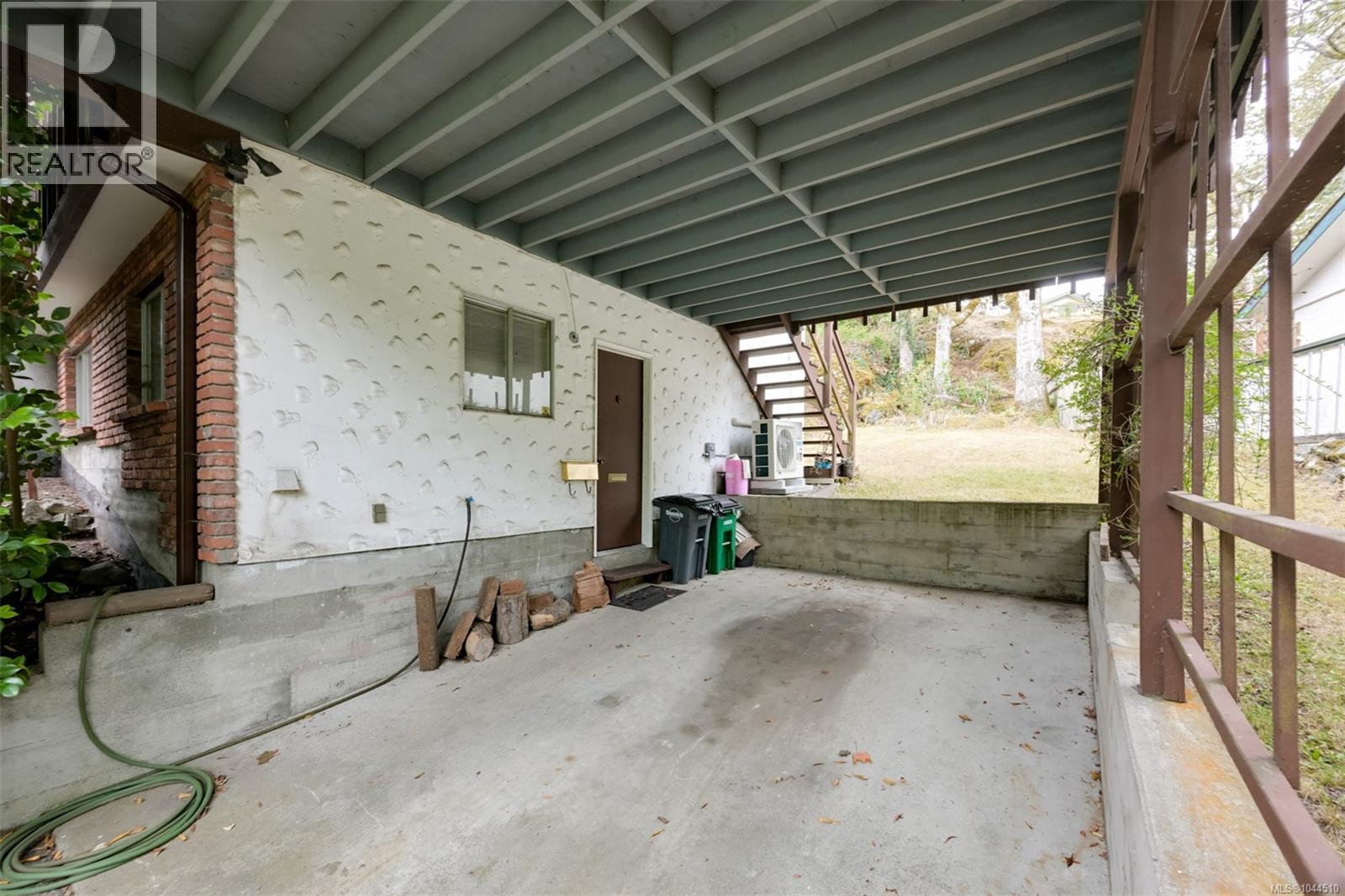 3938 Shorncliffe Rd