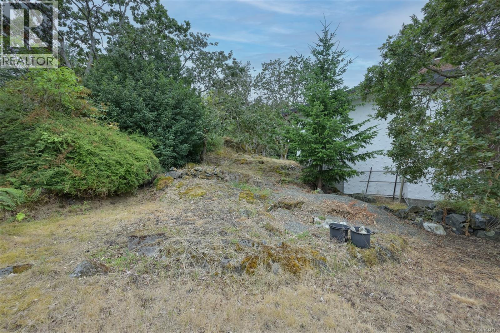 3938 Shorncliffe Rd