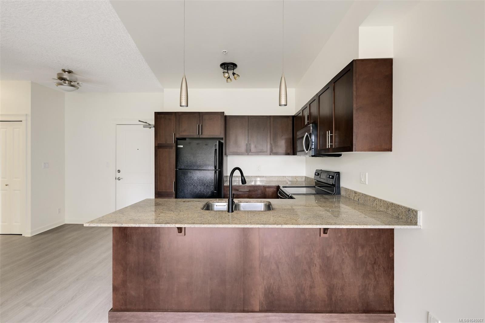 2220 Sooke Rd #305