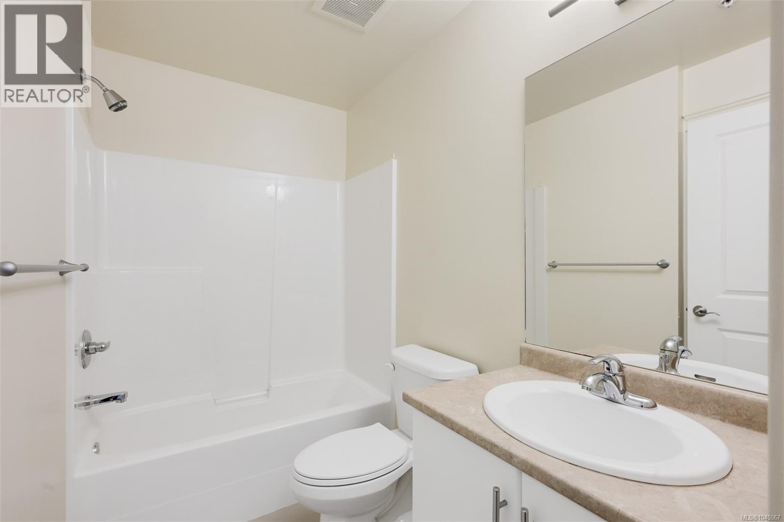 305 2220 Sooke Rd