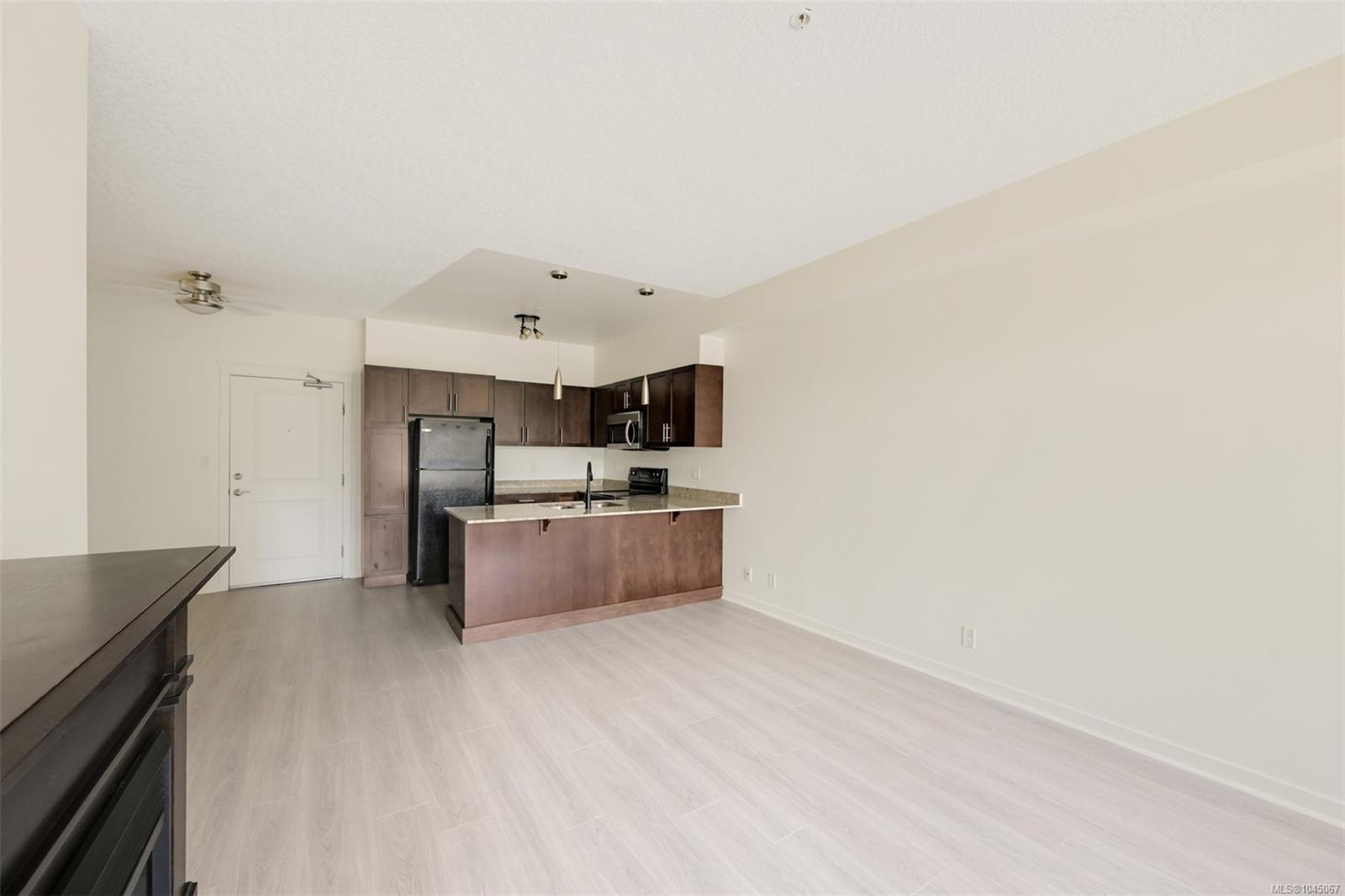 2220 Sooke Rd #305