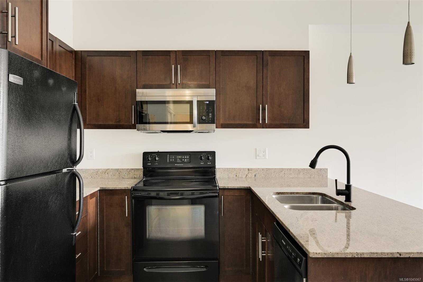 2220 Sooke Rd #305