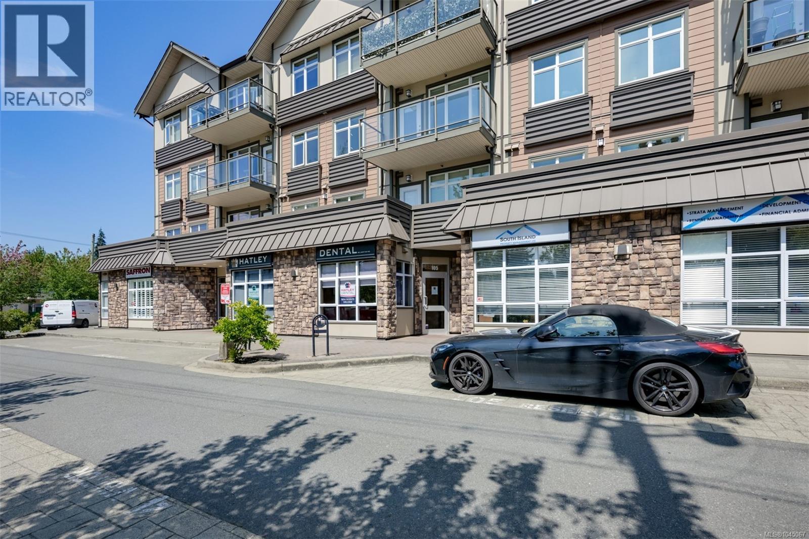 305 2220 Sooke Rd