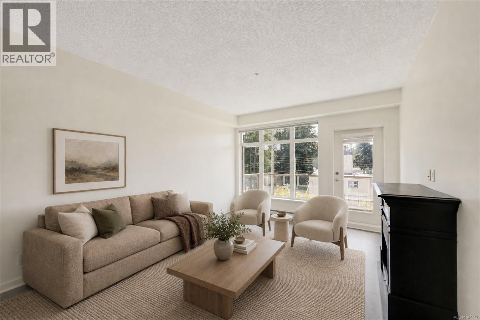 305 2220 Sooke Rd