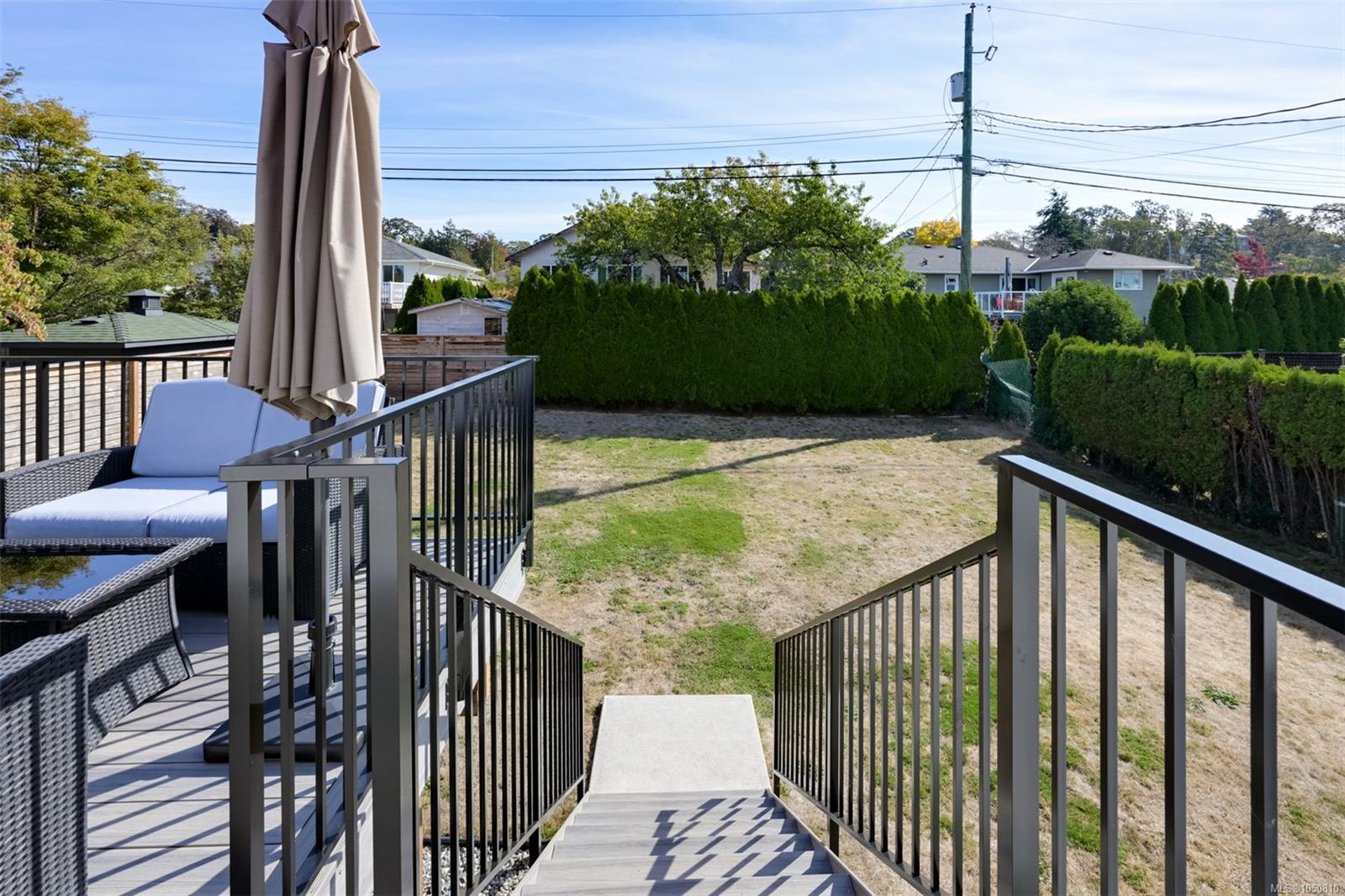 3221 Service St
