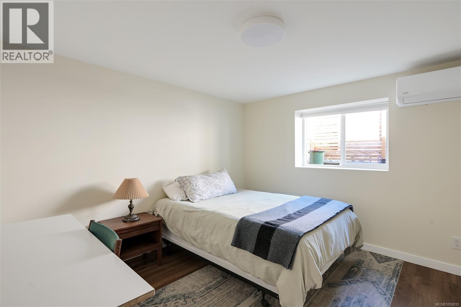 3221 Service St