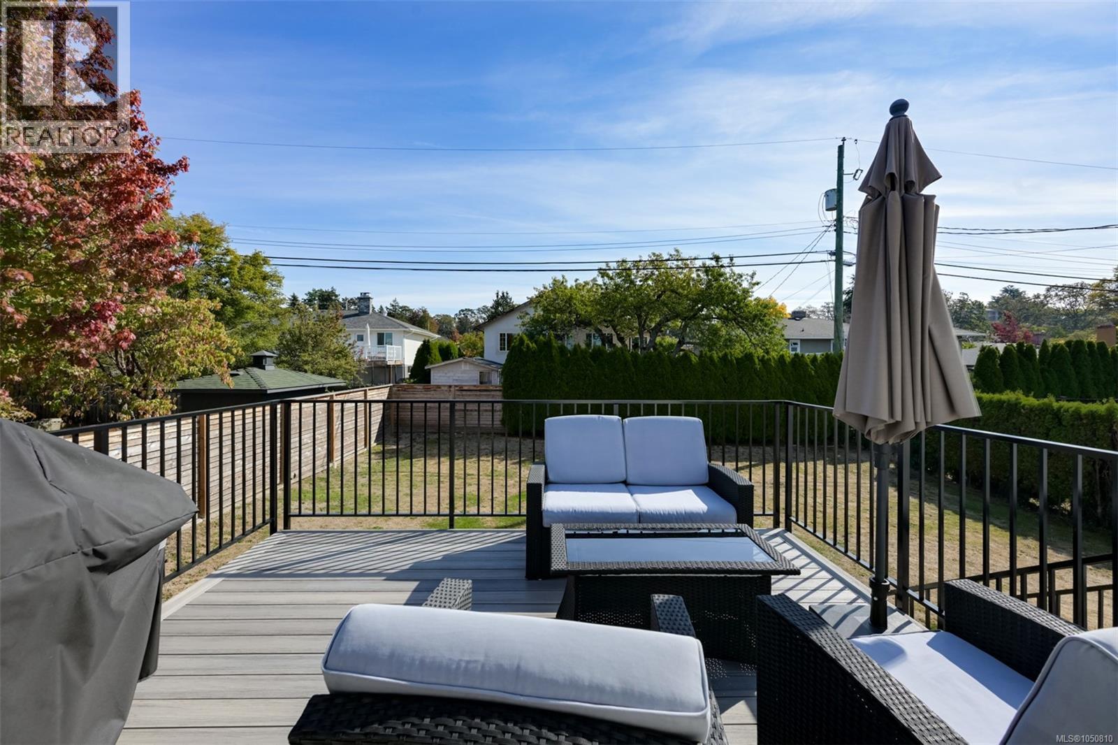 3221 Service St