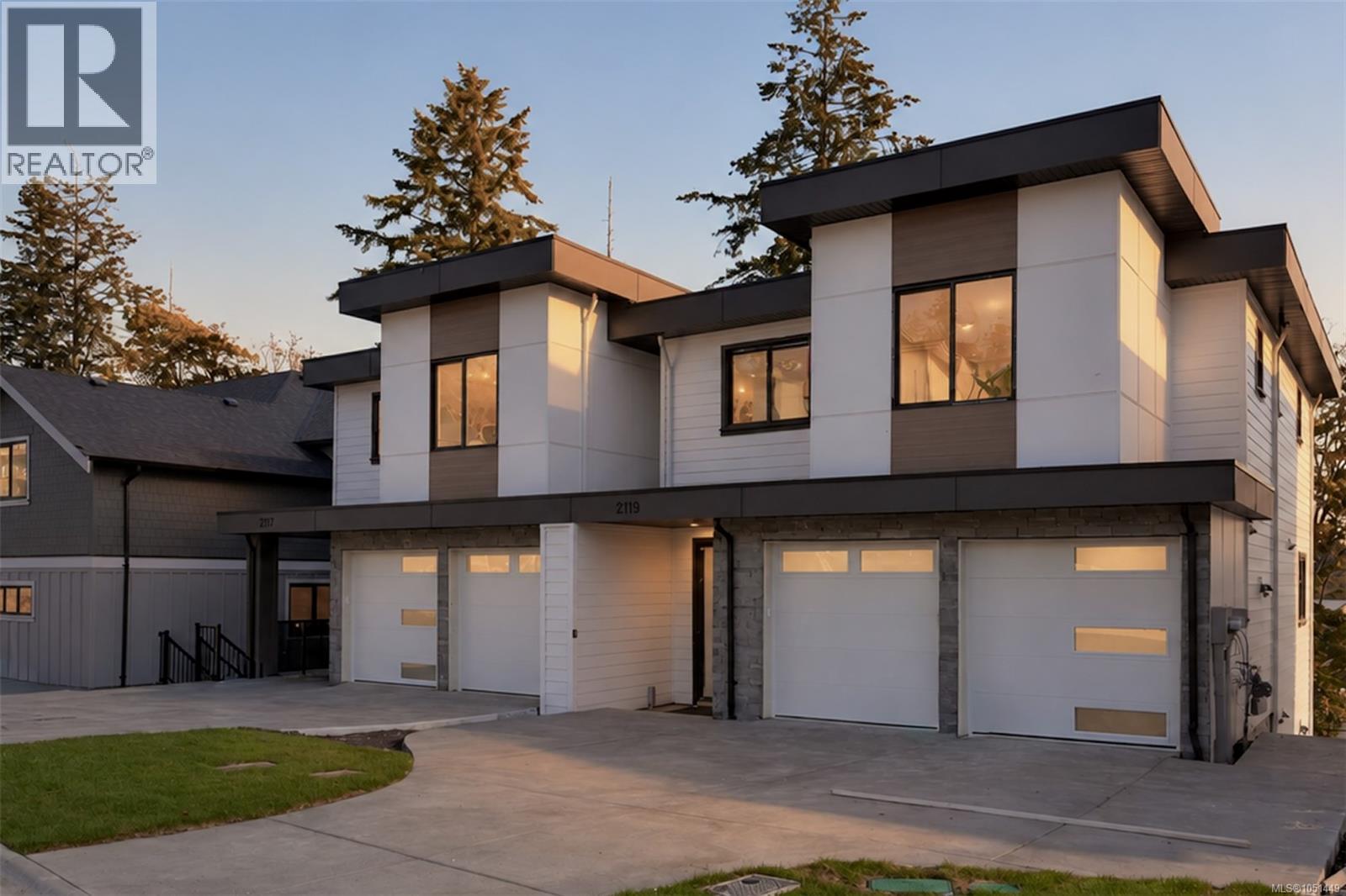 2119 Kingbird Dr