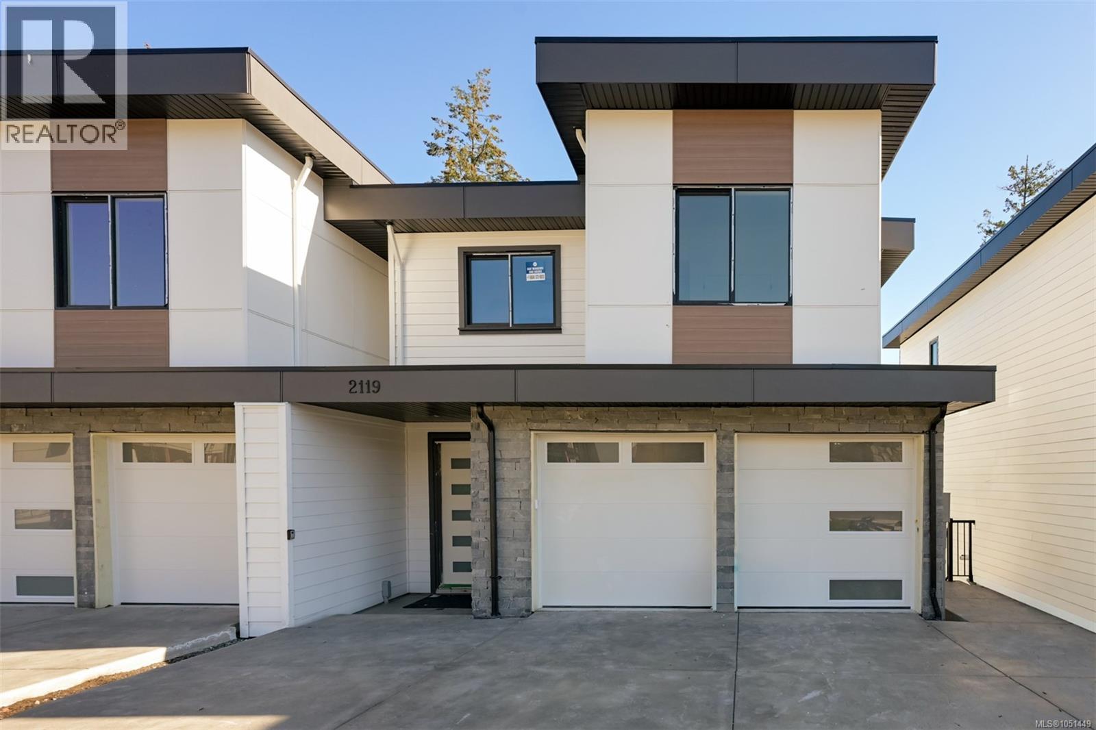 2119 Kingbird Dr