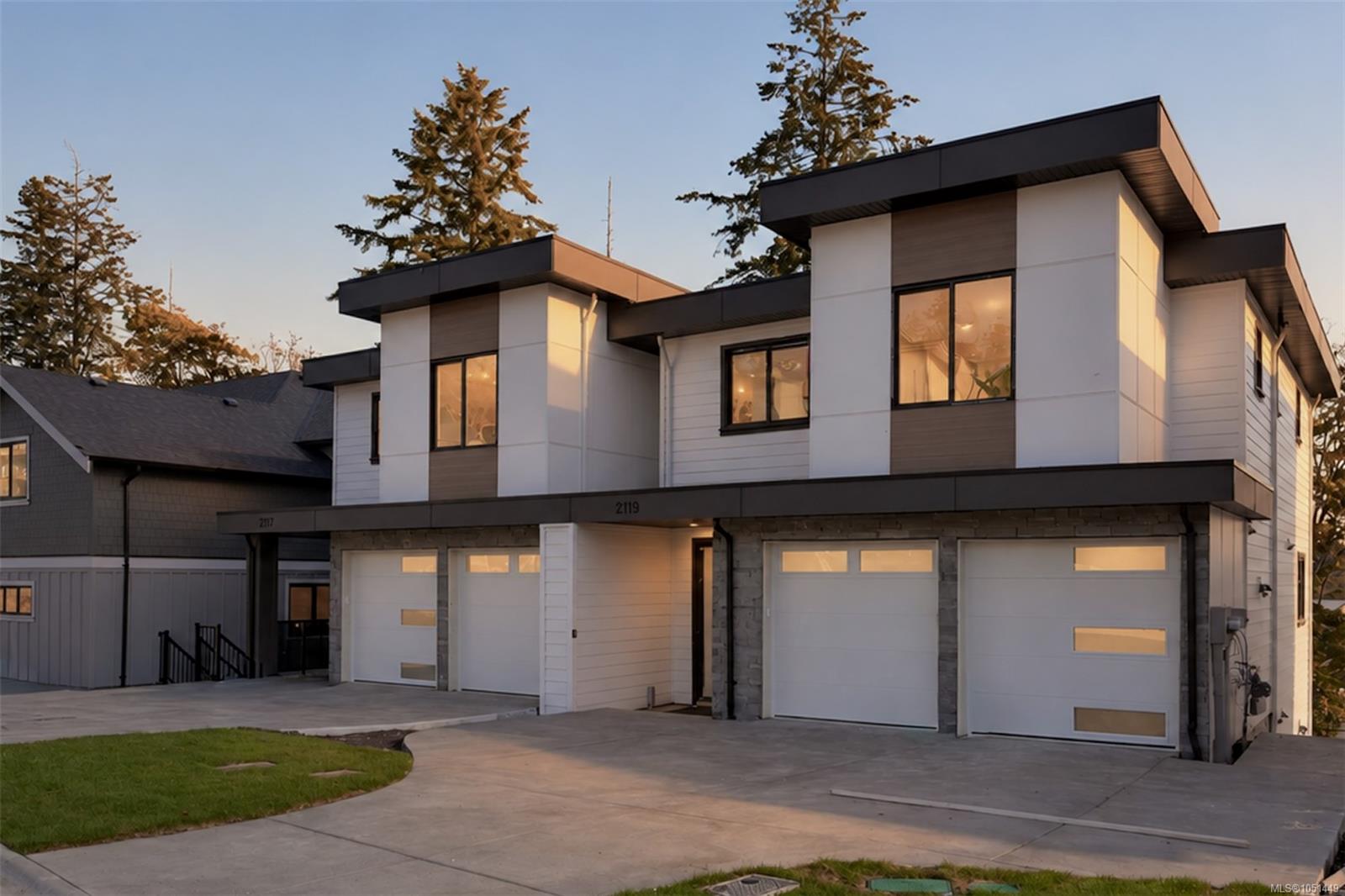 2119 Kingbird Dr
