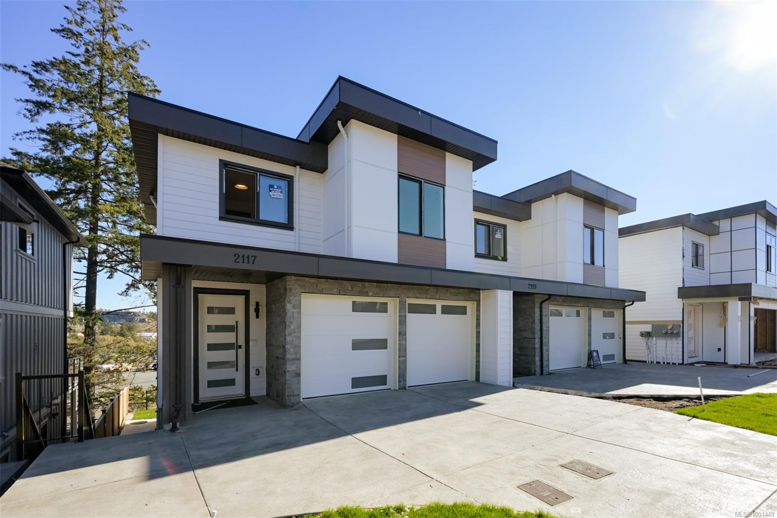 2119 Kingbird Dr