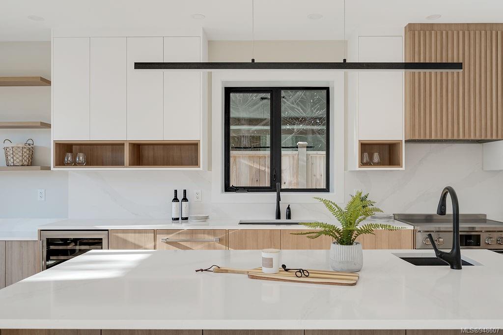 2167 Smythe St