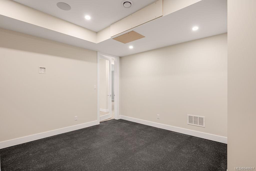 2167 Smythe St
