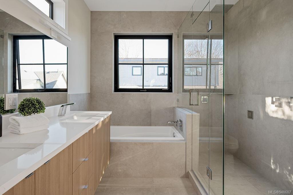 2167 Smythe St
