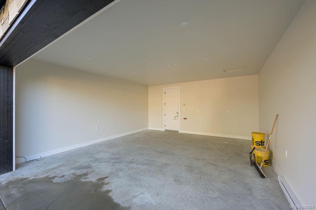 2167 Smythe St