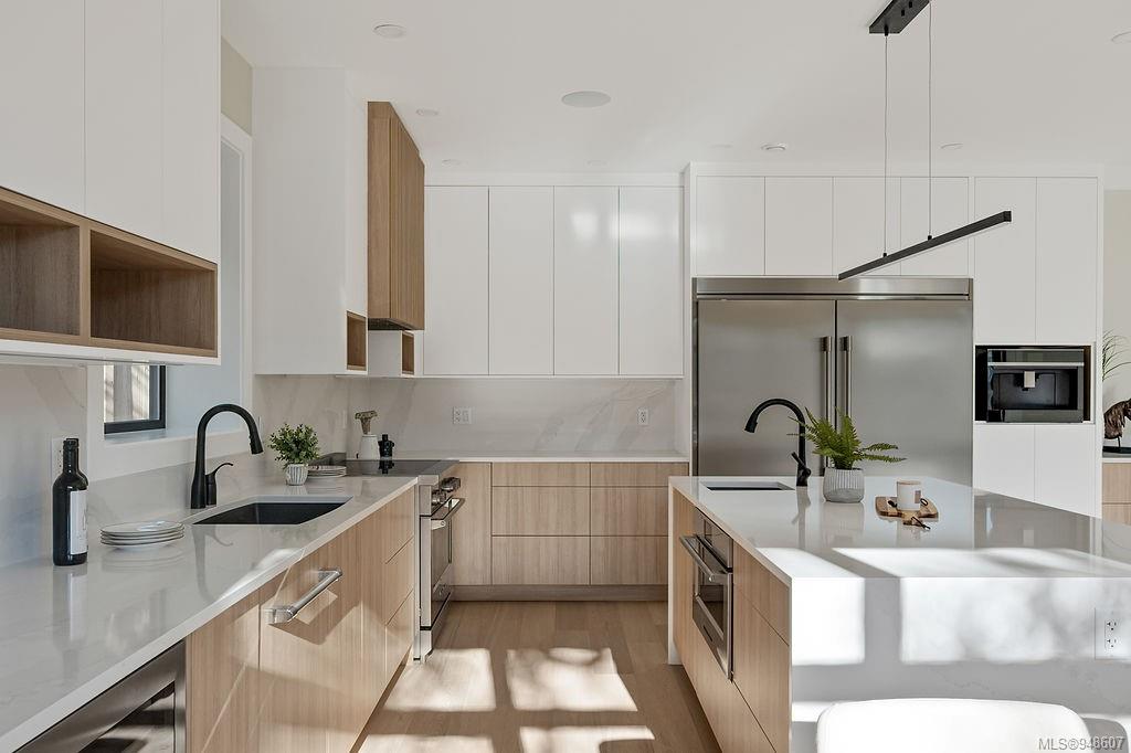 2167 Smythe St