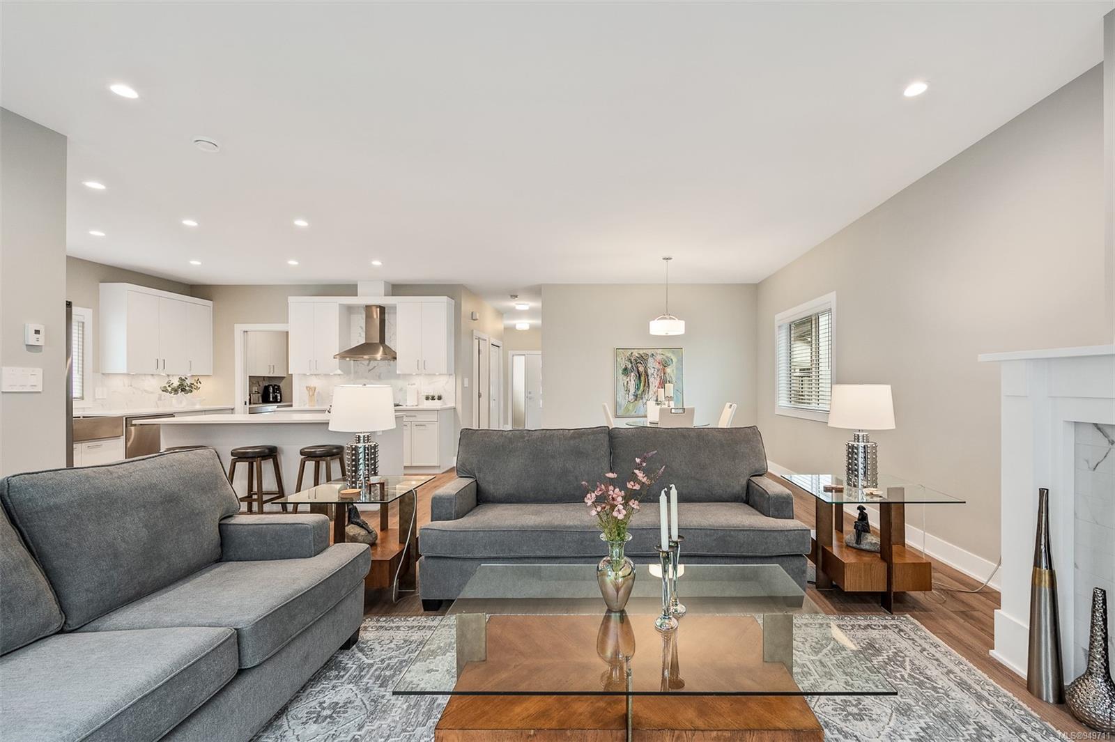 1278 Centauri Dr