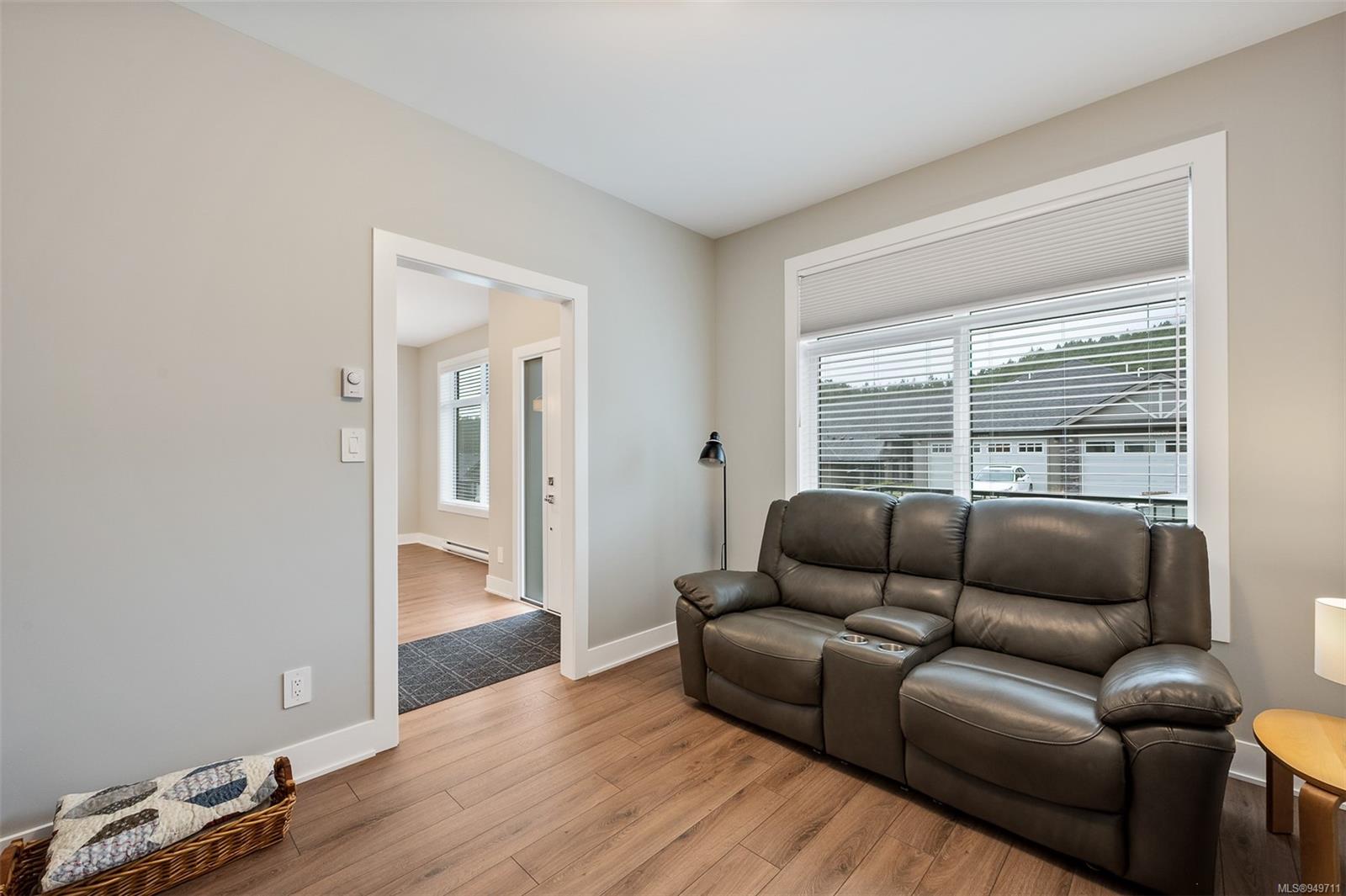 1278 Centauri Dr