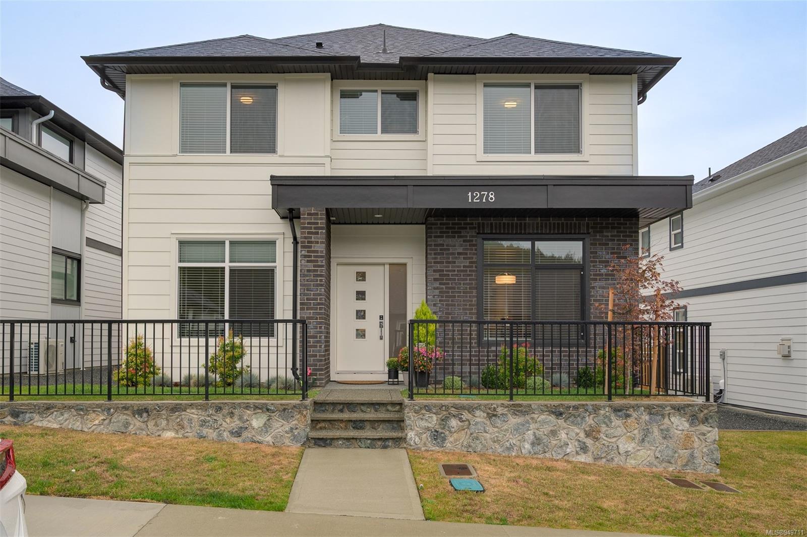 1278 Centauri Dr