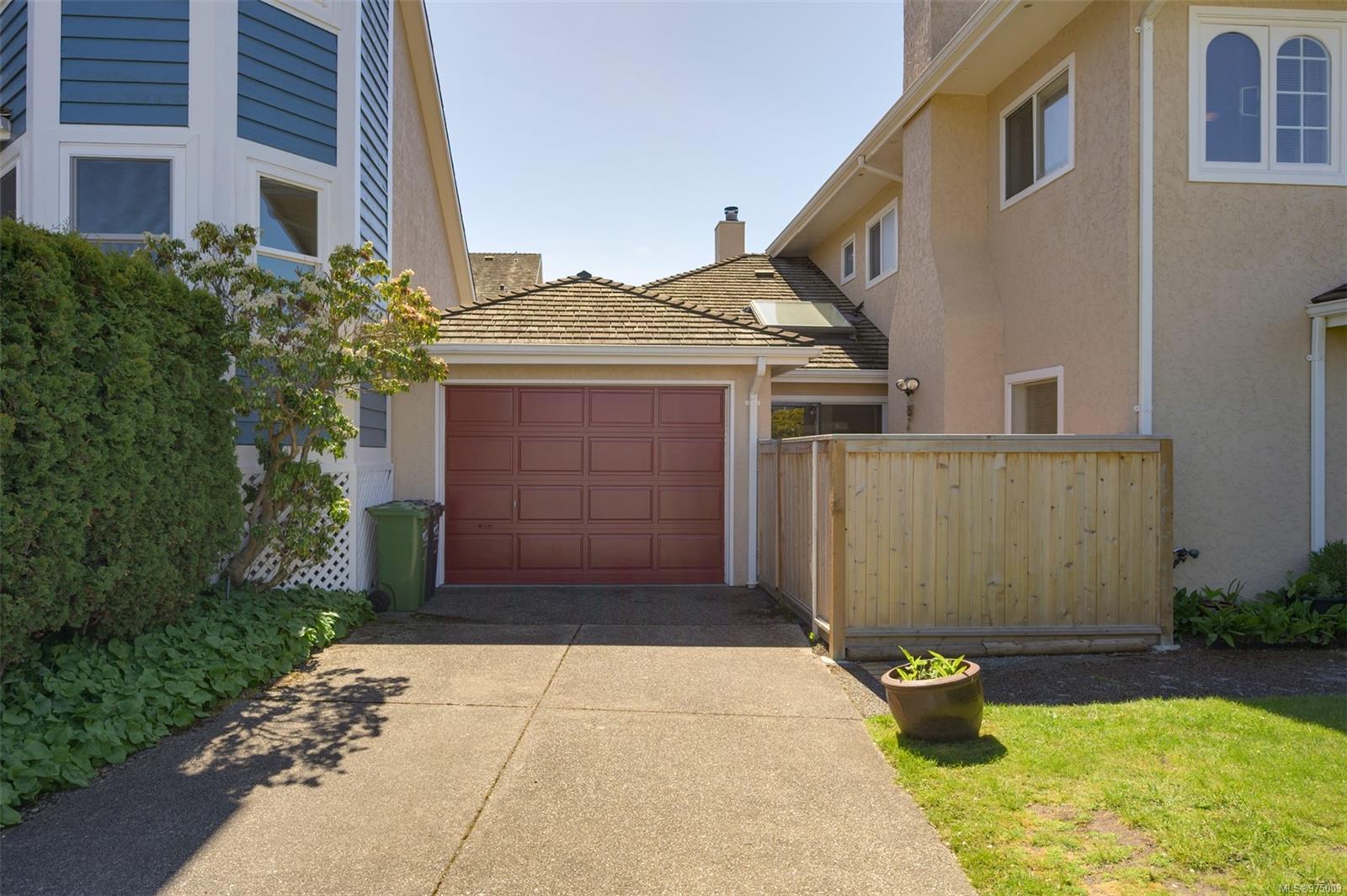 416 Dallas Rd # 26