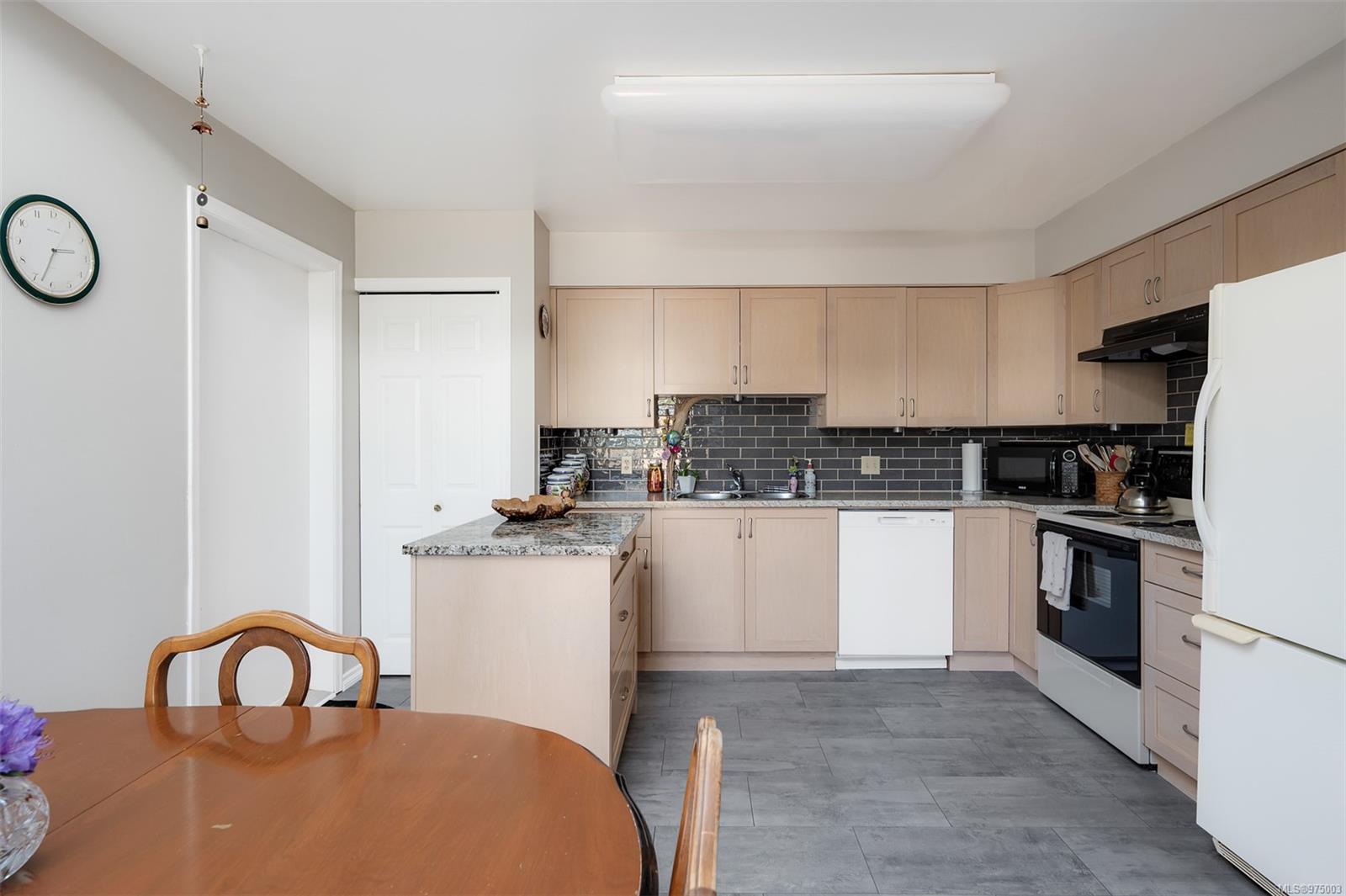 416 Dallas Rd # 26