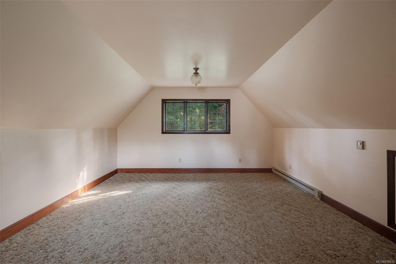 5161 Old West Saanich Rd