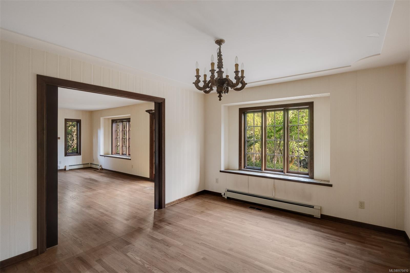 5161 Old West Saanich Rd