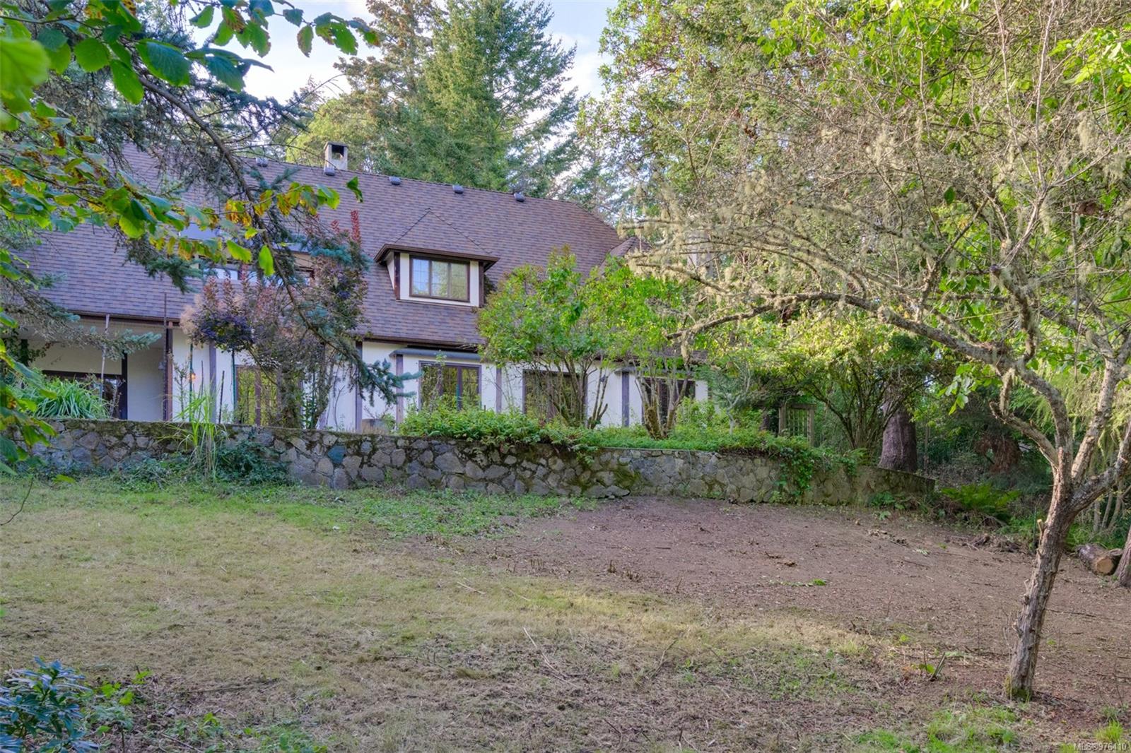 5161 Old West Saanich Rd