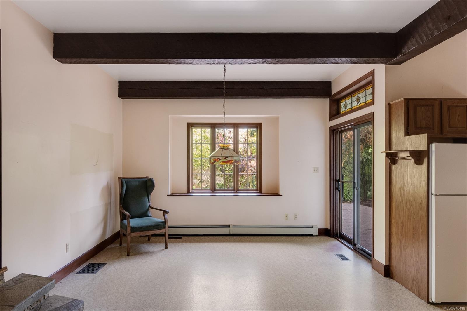 5161 Old West Saanich Rd