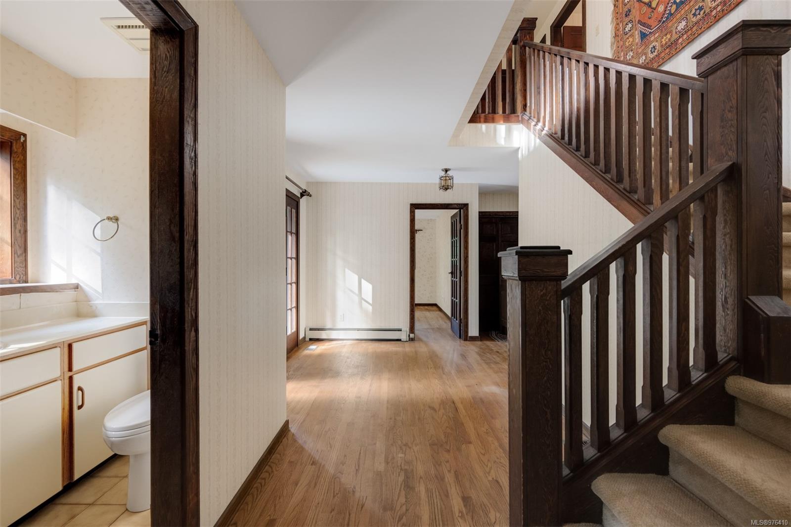 5161 Old West Saanich Rd