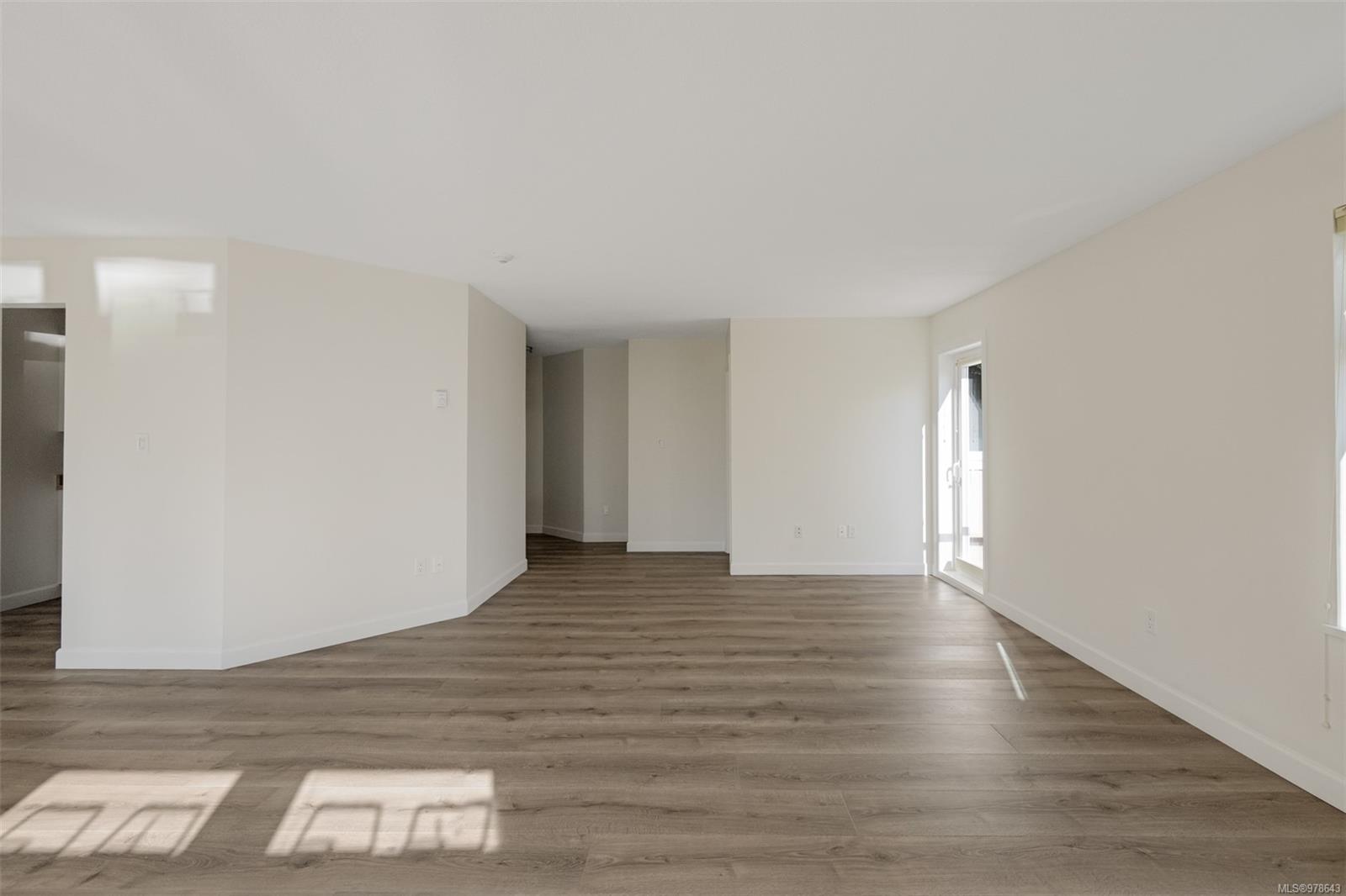 4678 Elk Lake Dr # 301C