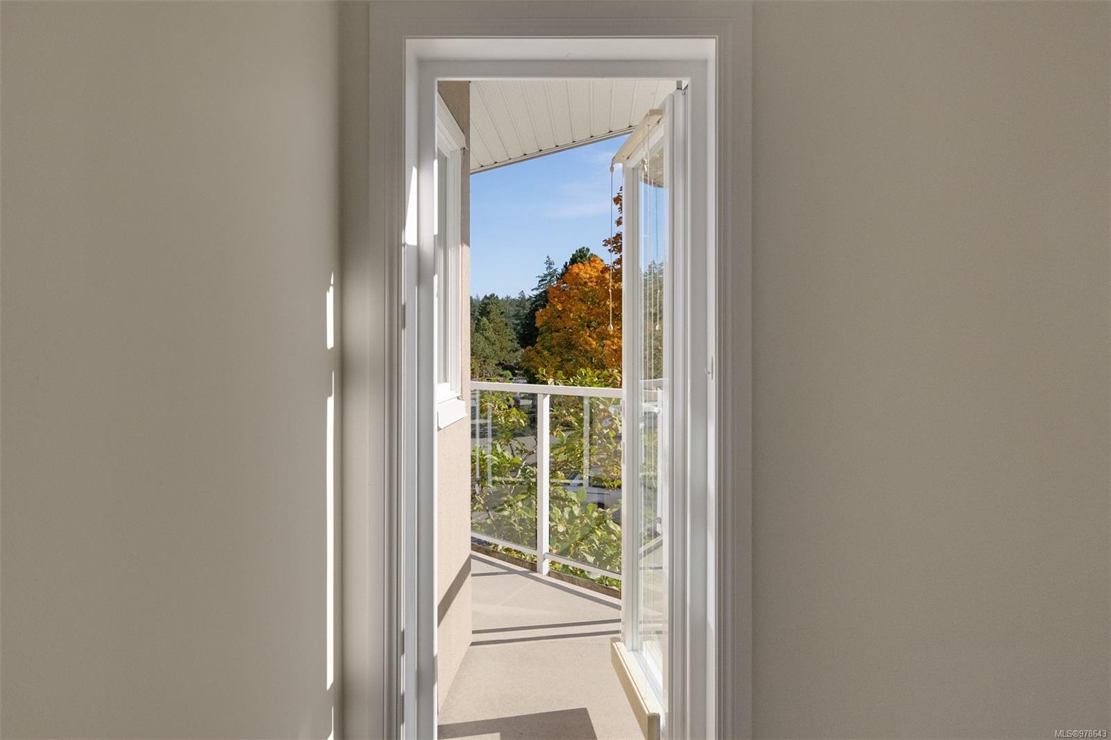 4678 Elk Lake Dr # 301C