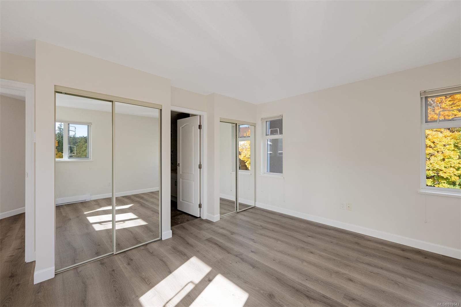 4678 Elk Lake Dr # 301C